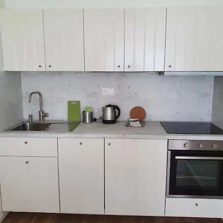 Apartment Stylish With Terrace And Garage In The Center Plzen